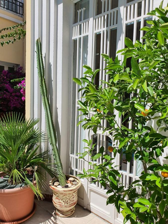 B&B Le Patio En Ville - Chambres D'Hotes Нарбон Екстериор снимка