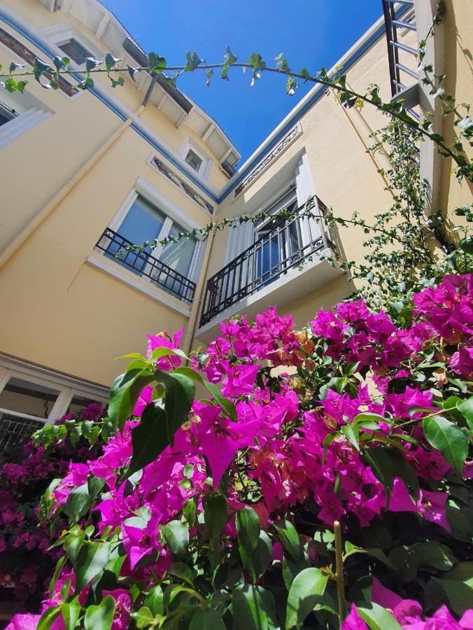 B&B Le Patio En Ville - Chambres D'Hotes Нарбон Екстериор снимка