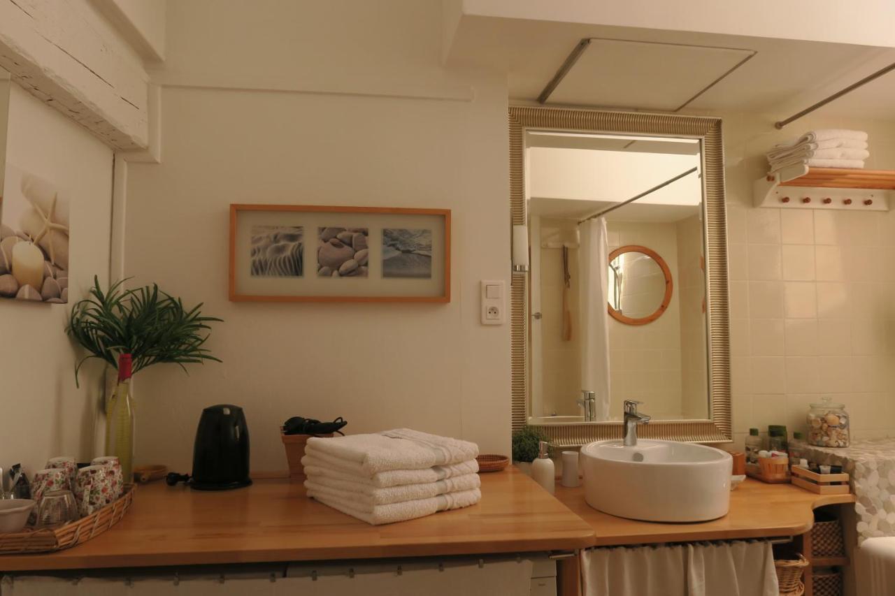 B&B Le Patio En Ville - Chambres D'Hotes Нарбон Екстериор снимка