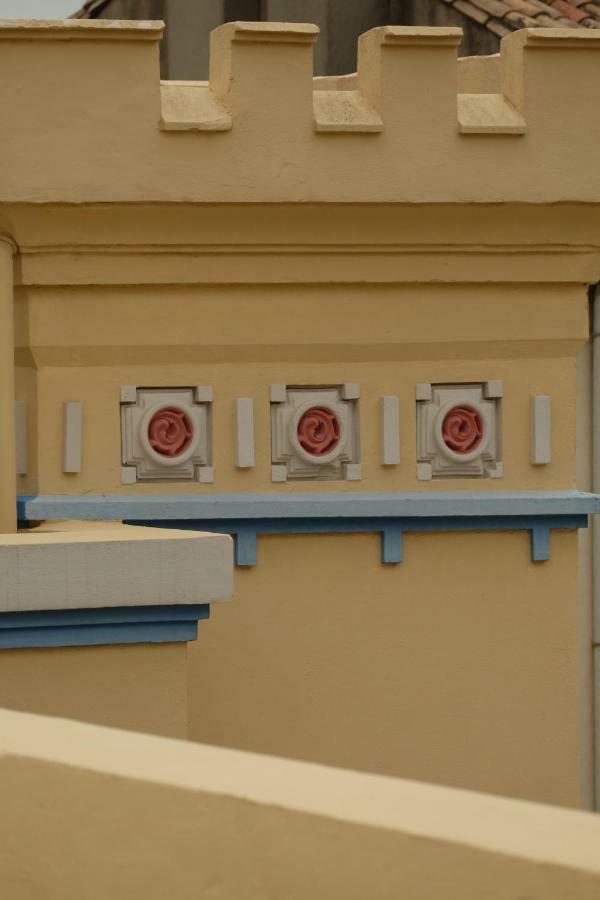 B&B Le Patio En Ville - Chambres D'Hotes Нарбон Екстериор снимка